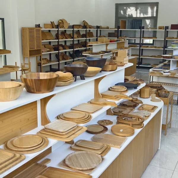 Bambexa showroom display of various bamboo bowls, trays, and eco-friendly tableware